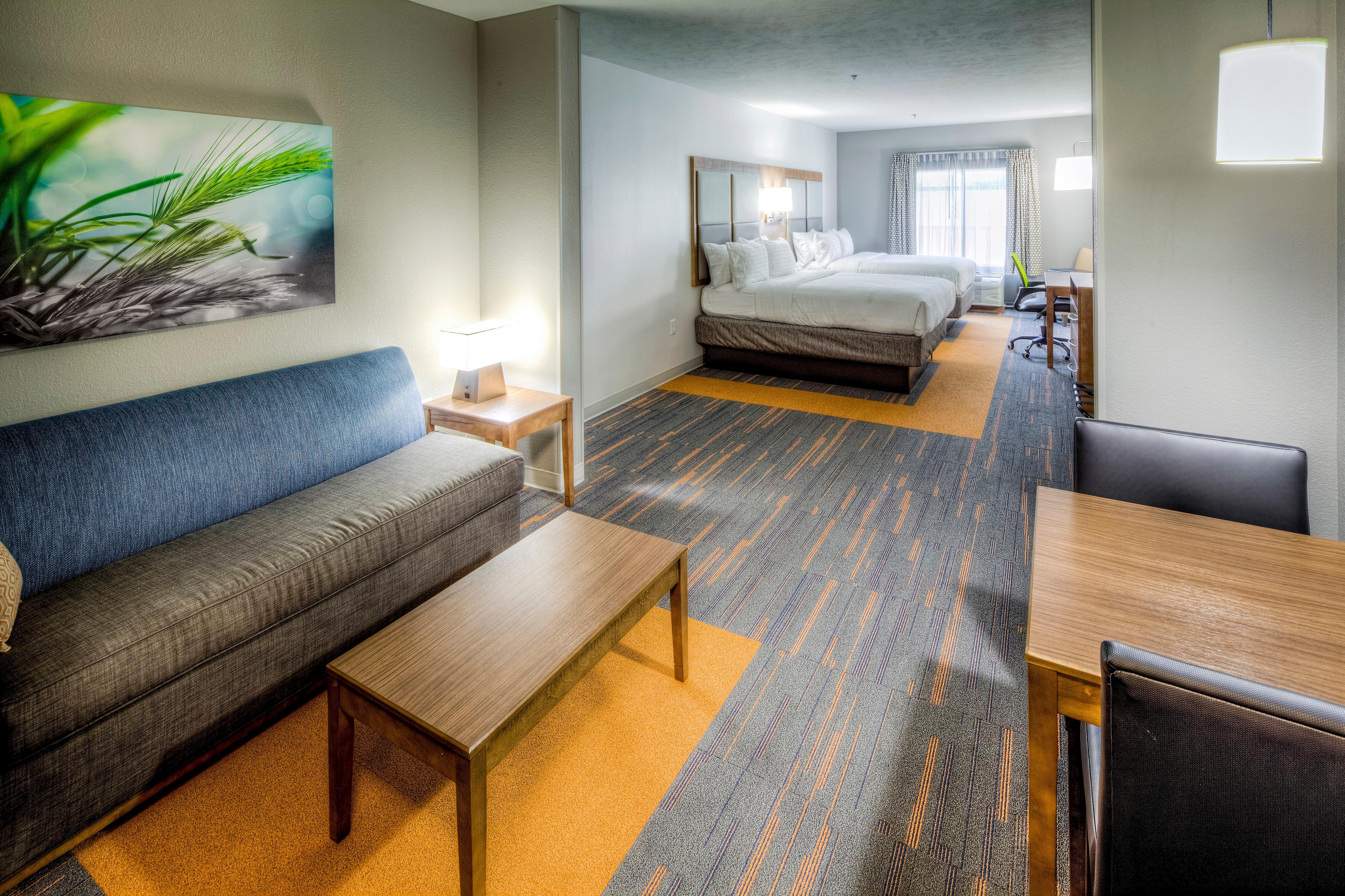 Holiday Inn Express & Suites Cleveland/Westlake By Ihg Exterior photo